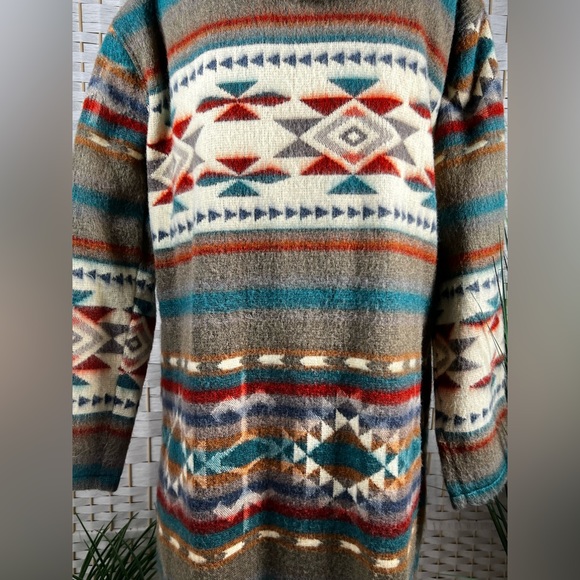 EXCELLENT- Southwestern Women’s Hooded Wool Coat- Hand made in Ecuador- Medium - Picture 12 of 14